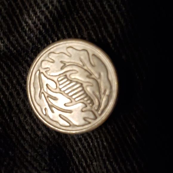 B. W. B. (Best World Brand) Black Jean Shorts size 11 - Picture 2 of 7